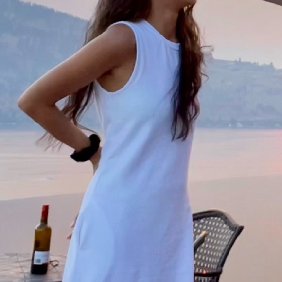 White/orange ombré maxi dress with pockets - size small - Picture 4 of 5